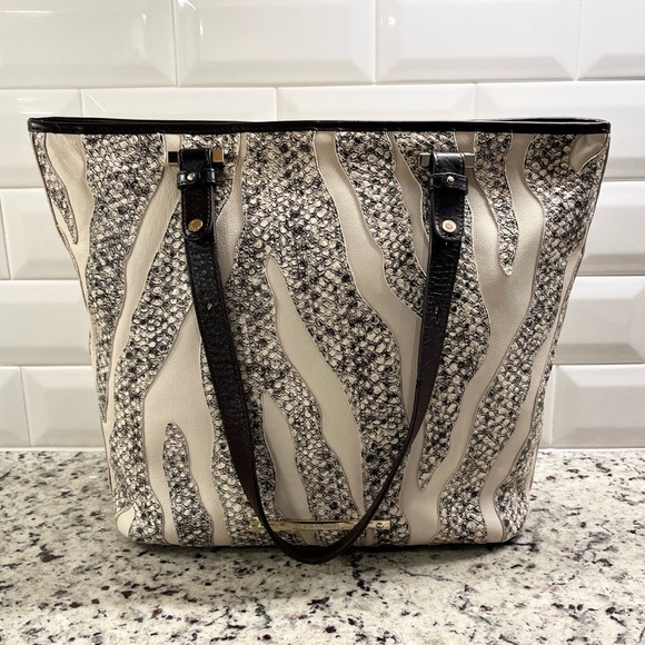 Brahmin Handbags - Brahmin Medium Asher Tote in Crème Solmar Colorway EUC